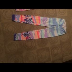 Lilly Pulitzer beach scene leggings